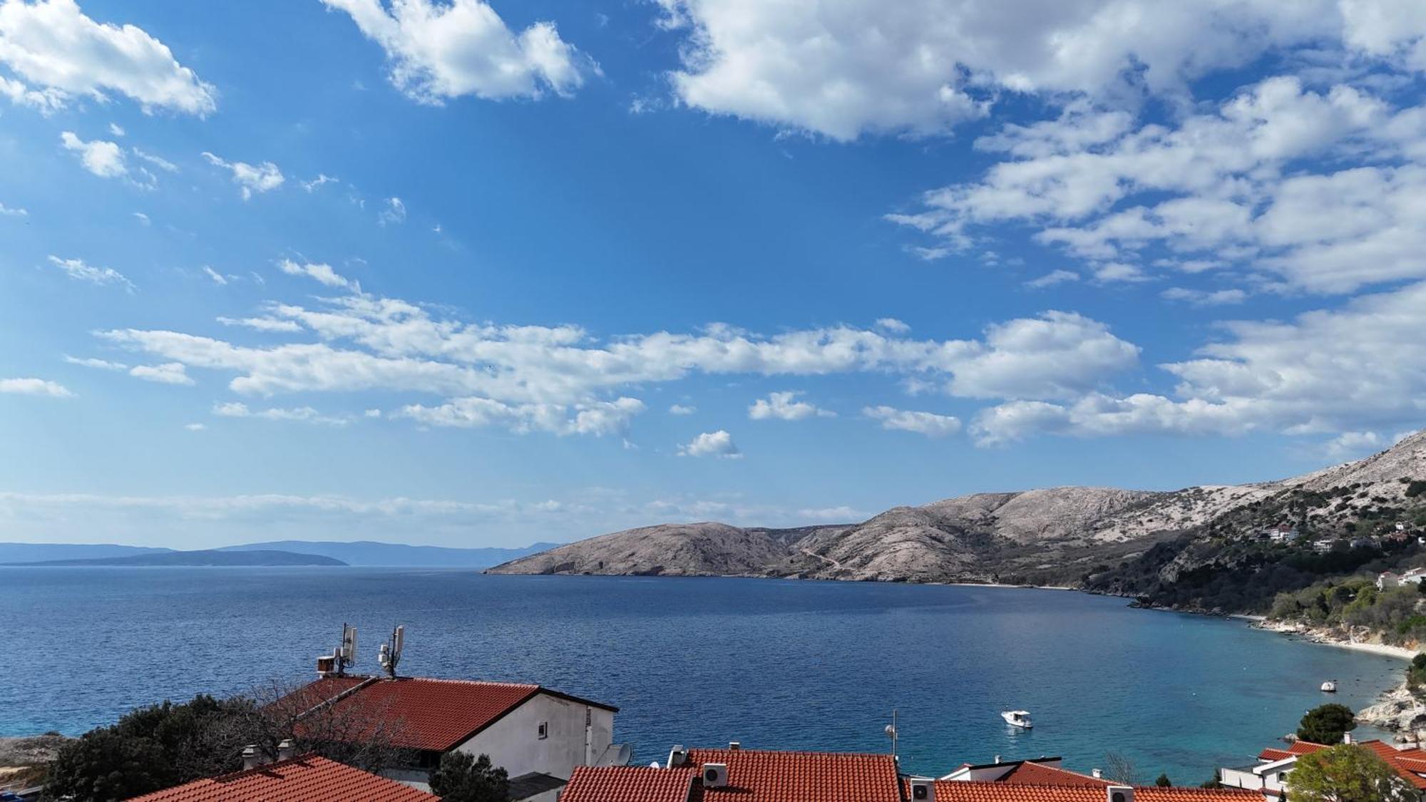 Eola Leisure Rooms Stara Baška Eksteriør billede